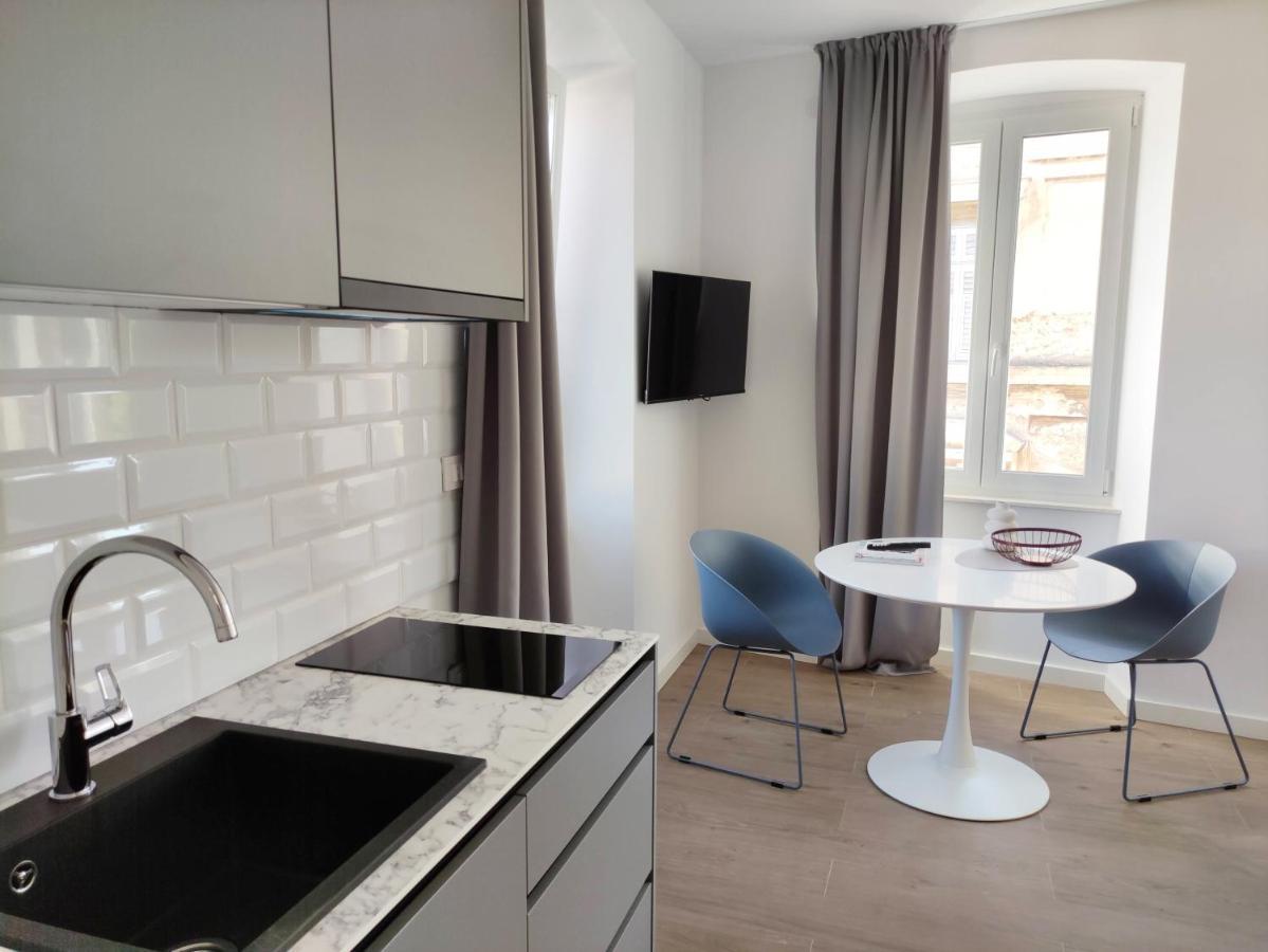 Nik Studio Apartments Pola Esterno foto